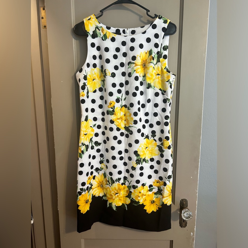 Women’s Dresses Sizes Sm - Med